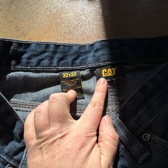 Cat 32 by 32 men’s blue jean - Picture 2 of 2